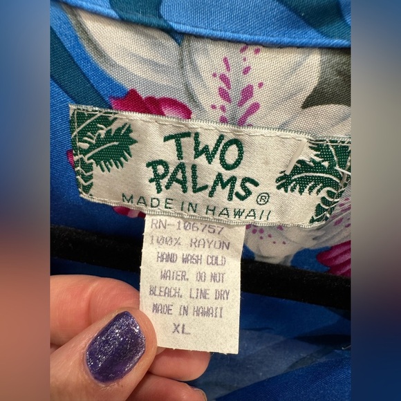 Two Palms nwt aloha Blue Floral Men's Shirt size xl - Picture 5 of 5
